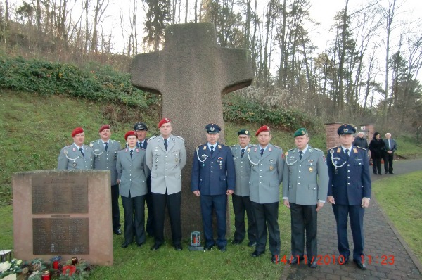 rk_westrich_2010_11_14_volkstrauertag_01